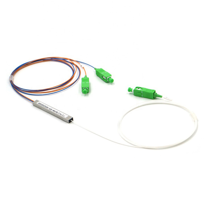 Modułowy rozdzielnik 1x64 PLC z łącznikiem FC UPC dla światła wejściowego/wyjściowego o średnicy 900μm i typu światła pojedynczego trybu G.657A1